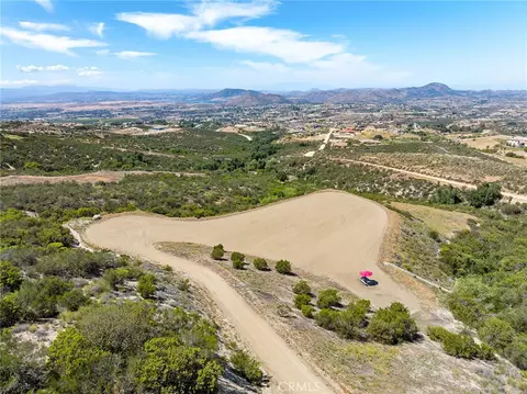 39767 Esplendida Way, Temecula, CA 92592