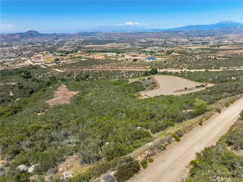 39767 Esplendida Way, Temecula, CA 92592 photo 15