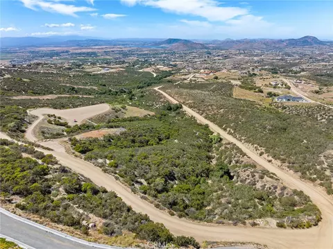 39767 Esplendida Way, Temecula, CA 92592 photo 11