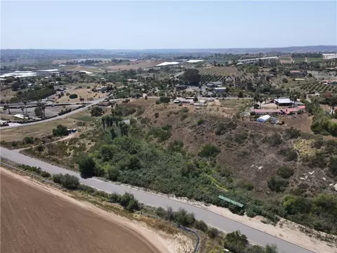 712 Sleeping Indian, Oceanside, CA 92057 photo 2