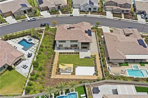 View/Area - 39522 Caladium Dr, Temecula, CA 92591 photo 1 of 10