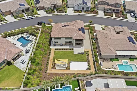 View/Area - 39522 Caladium Dr, Temecula, CA 92591 photo 1 of 10