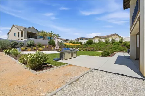 Exterior - 39522 Caladium Dr, Temecula, CA 92591 photo 10 of 13