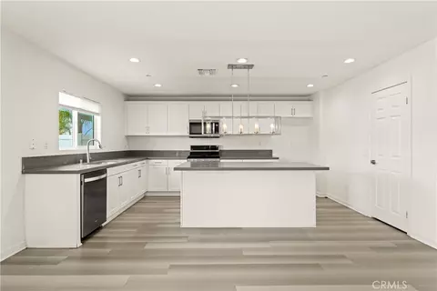 Kitchen - 26575 Stix Dr, Menifee, CA 92585 photo 1 of 2