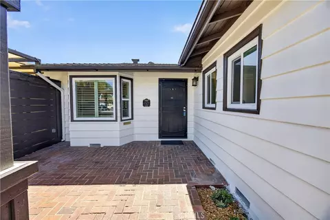 Exterior - 2425 Heather Ave, Long Beach, CA 90815 photo 3 of 7