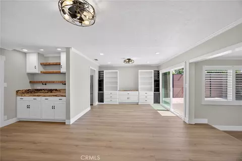 Living - 2425 Heather Ave, Long Beach, CA 90815 photo 3 of 10