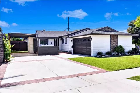 2425 Heather Ave, Long Beach, CA 90815