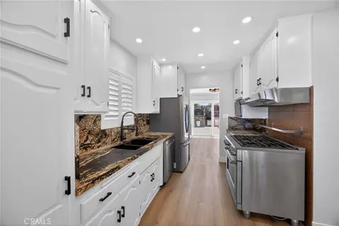 Kitchen - 2425 Heather Ave, Long Beach, CA 90815 photo 1 of 2