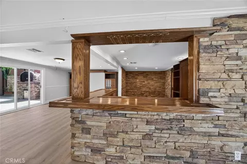 Living - 2425 Heather Ave, Long Beach, CA 90815 photo 8 of 10