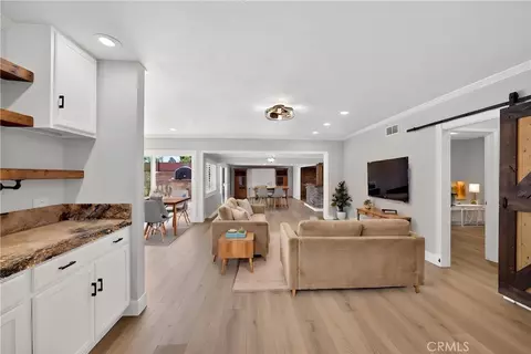 Living - 2425 Heather Ave, Long Beach, CA 90815 photo 4 of 10