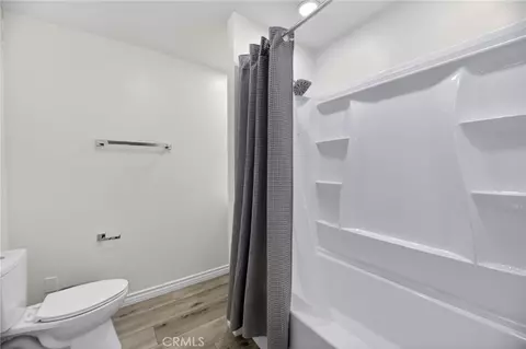 Bath - 1175 Dunlap Dr, Perris, CA 92571 photo 1 of 9