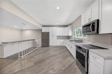 Kitchen - 1175 Dunlap Dr, Perris, CA 92571 photo 6 of 9