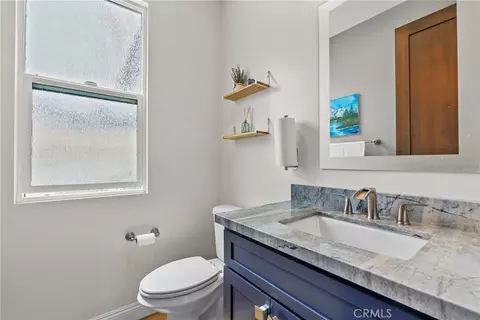 Bath - 39580 Avenida Arizona, Temecula, CA 92591 photo 1 of 5