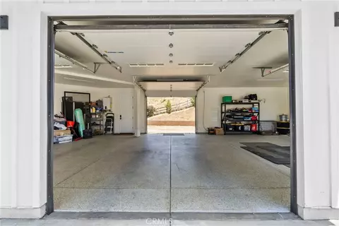 Exterior - 39580 Avenida Arizona, Temecula, CA 92591 photo 14 of 17