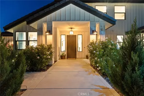 Exterior - 39580 Avenida Arizona, Temecula, CA 92591 photo 19 of 22