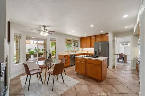 Kitchen - 31801 Valone Ct, Temecula, CA 92591 photo 5 of 5