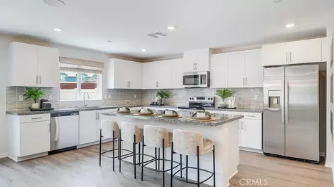 1526 Galloping Trl, San Jacinto, CA 92582