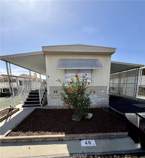 575 S Lyon Ave #40, Hemet, CA 92543