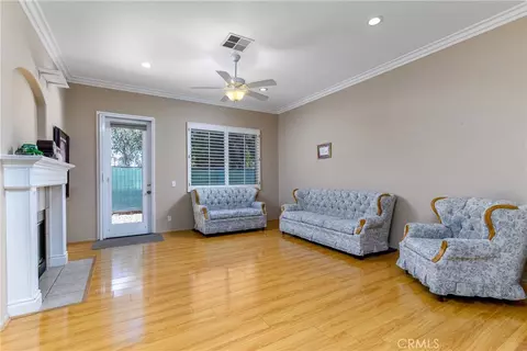 Living - 41783 Niblick, Temecula, CA 92591 photo 4 of 4