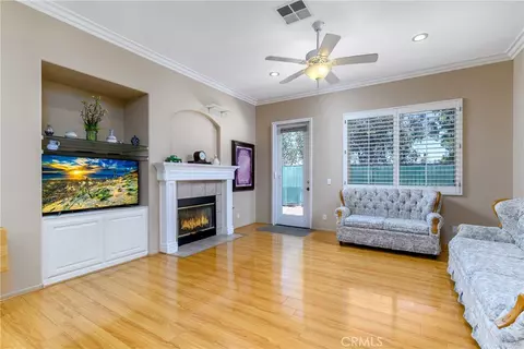 Living - 41783 Niblick, Temecula, CA 92591 photo 2 of 4