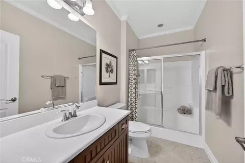Bath - 32208 Cedar Crest Ct, Temecula, CA 92592 photo 1 of 6