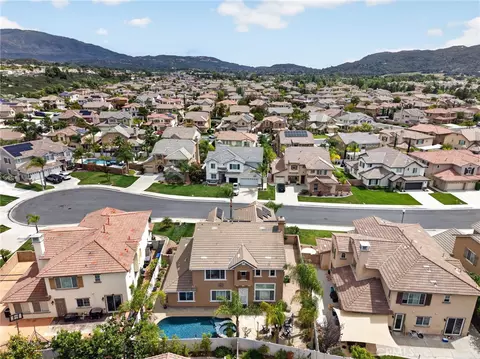 View/Area - 32208 Cedar Crest Ct, Temecula, CA 92592 photo 4 of 7