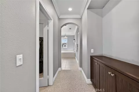 Entry Way - 32208 Cedar Crest Ct, Temecula, CA 92592 photo 10 of 11