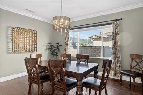 Dining - 32208 Cedar Crest Ct, Temecula, CA 92592 photo 2 of 6