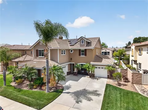 View/Area - 32208 Cedar Crest Ct, Temecula, CA 92592 photo 2 of 7