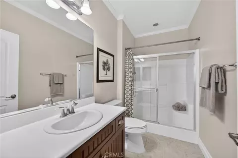 Bath - 32208 Cedar Crest Ct, Temecula, CA 92592 photo 1 of 6