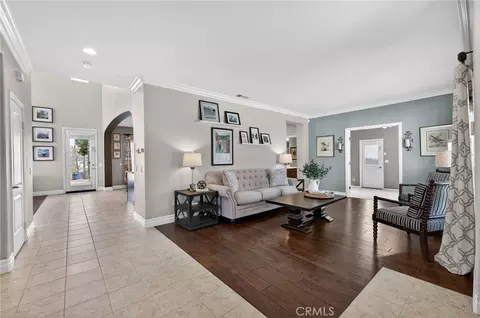 Entry Way - 32208 Cedar Crest Ct, Temecula, CA 92592 photo 3 of 11