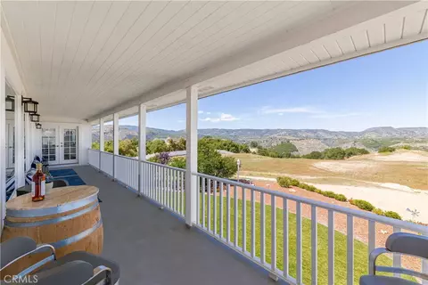 Exterior - 22252 Monte Rancho Dr, Temecula, CA 92590 photo 4 of 26
