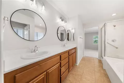 Bath - 40125 Balboa, Temecula, CA 92591 photo 2 of 2