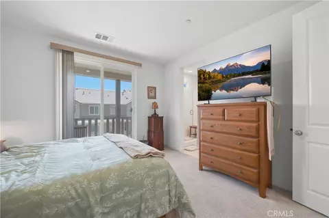 Bedroom - 39333 Corvina Ln, Temecula, CA 92591 photo 2 of 5