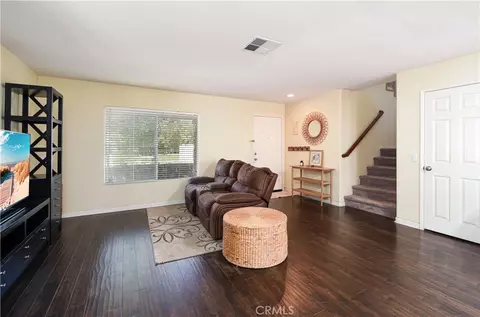 Living - 35630 Bryce, Winchester, CA 92596 photo 5 of 5