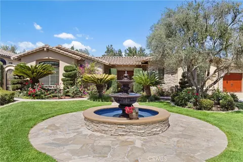 3349 Mendenaro Ct, Fallbrook, CA 92028