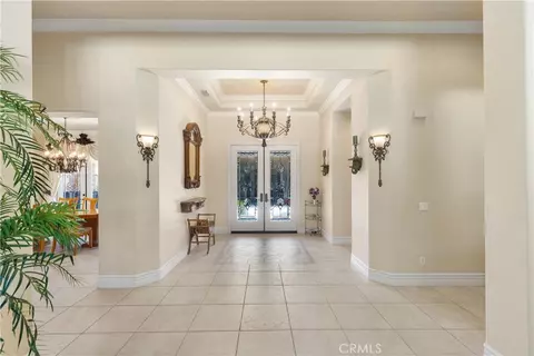 Entry Way - 3349 Mendenaro Ct, Fallbrook, CA 92028 photo 3 of 8