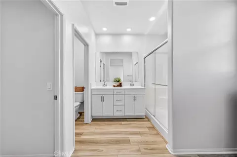 Entry Way - 40500 Birchfield Dr, Temecula, CA 92591 photo 9 of 11