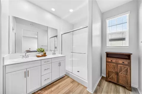 Bath - 40500 Birchfield Dr, Temecula, CA 92591 photo 1 of 2