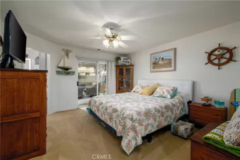 Bedroom - 1113 Crescent Bnd, Fallbrook, CA 92028 photo 1 of 4