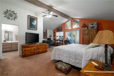 Bedroom - 1113 Crescent Bnd, Fallbrook, CA 92028 photo 3 of 4