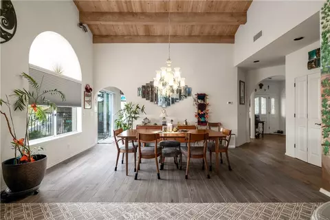 Dining - 1113 Crescent Bnd, Fallbrook, CA 92028 photo 3 of 3
