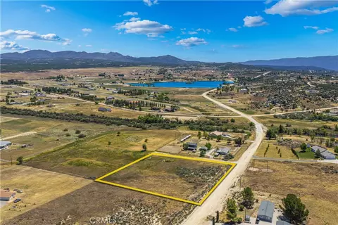 220 Lakeshore Blvd, Aguanga, CA 92536