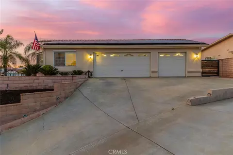 22560 Blue Teal Dr, Canyon Lake, CA 92587