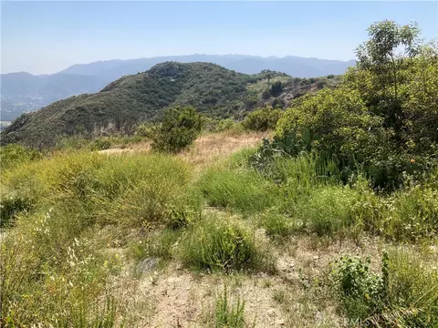 5 Crumley Ct, Temecula, CA 92590