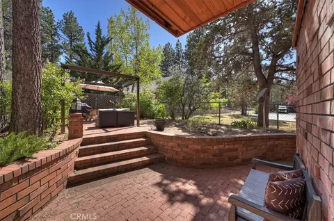 Exterior - 190 Spruce, Sugarloaf, CA 92386 photo 6 of 8