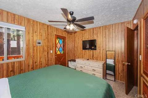 Bedroom - 190 Spruce, Sugarloaf, CA 92386 photo 10 of 10