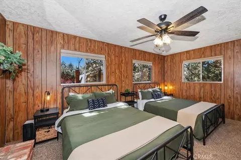 Bedroom - 190 Spruce, Sugarloaf, CA 92386 photo 5 of 10