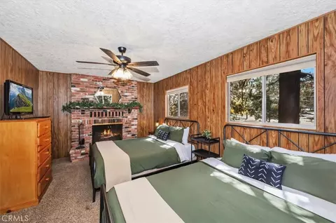 Bedroom - 190 Spruce, Sugarloaf, CA 92386 photo 6 of 10