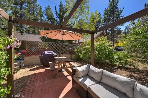 Exterior - 190 Spruce, Sugarloaf, CA 92386 photo 8 of 8